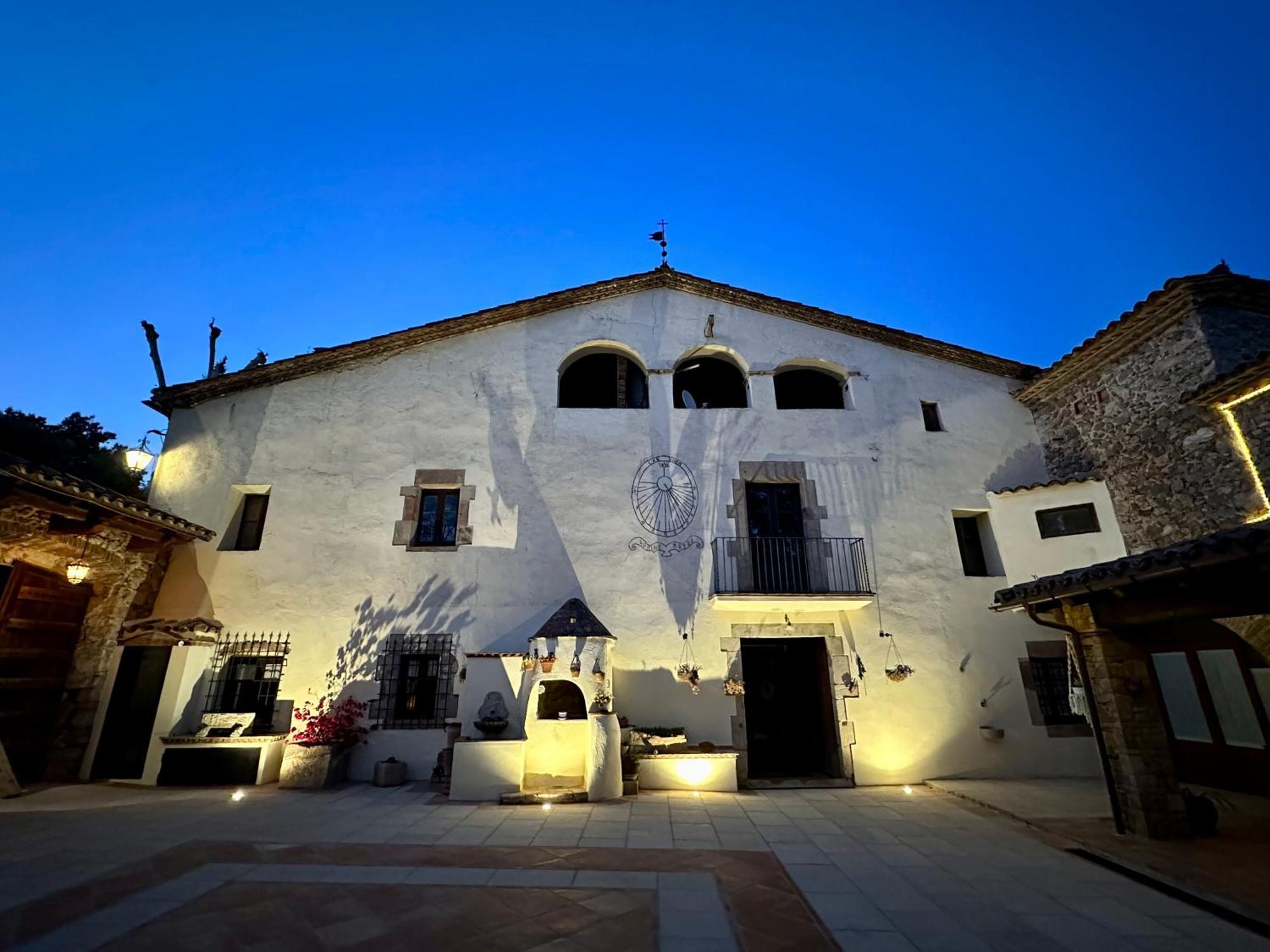 Masia Can Viver - Olive Oil Tourism B&B Bigues I Riells Esterno foto