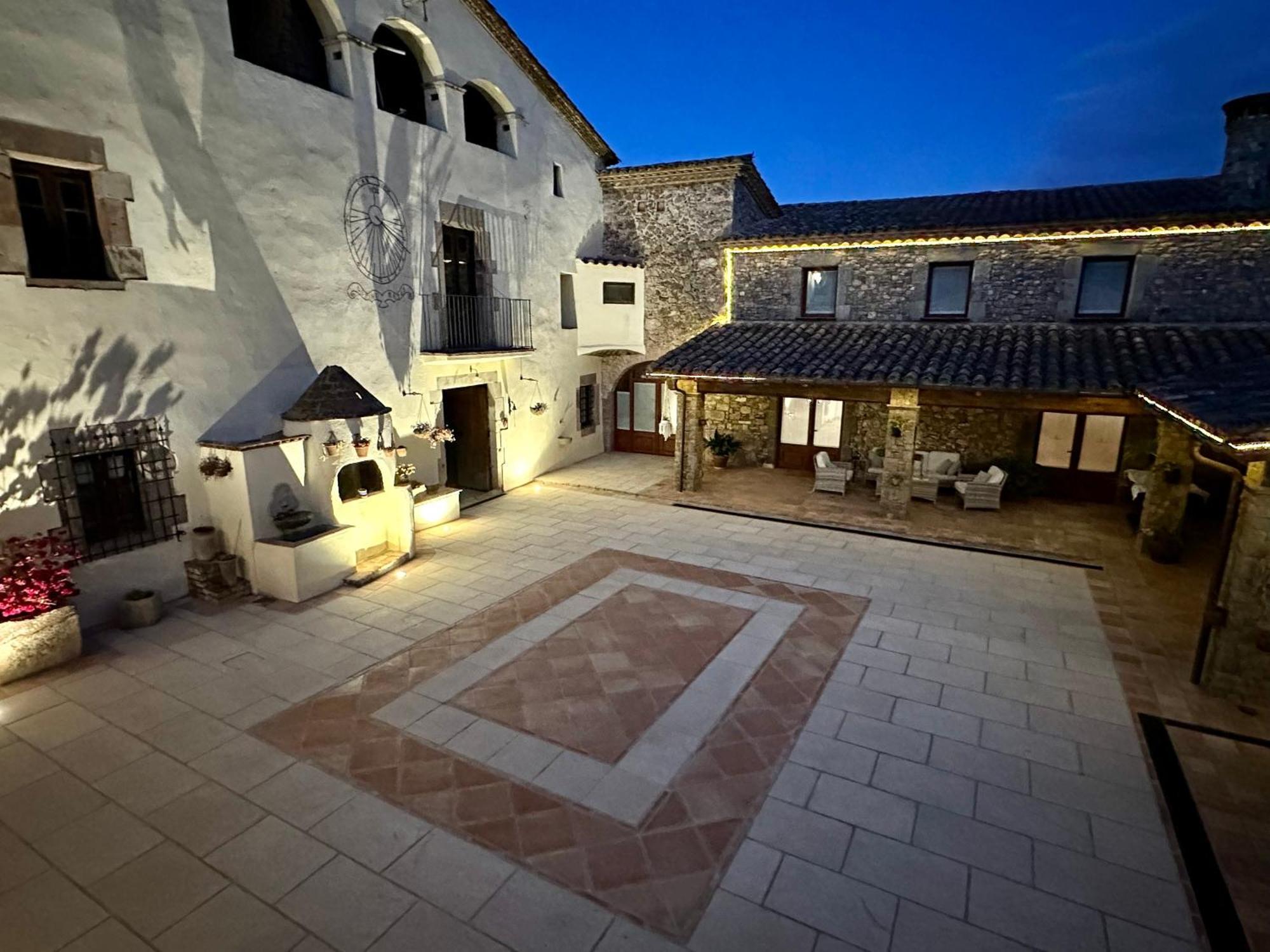 Masia Can Viver - Olive Oil Tourism B&B Bigues I Riells Esterno foto